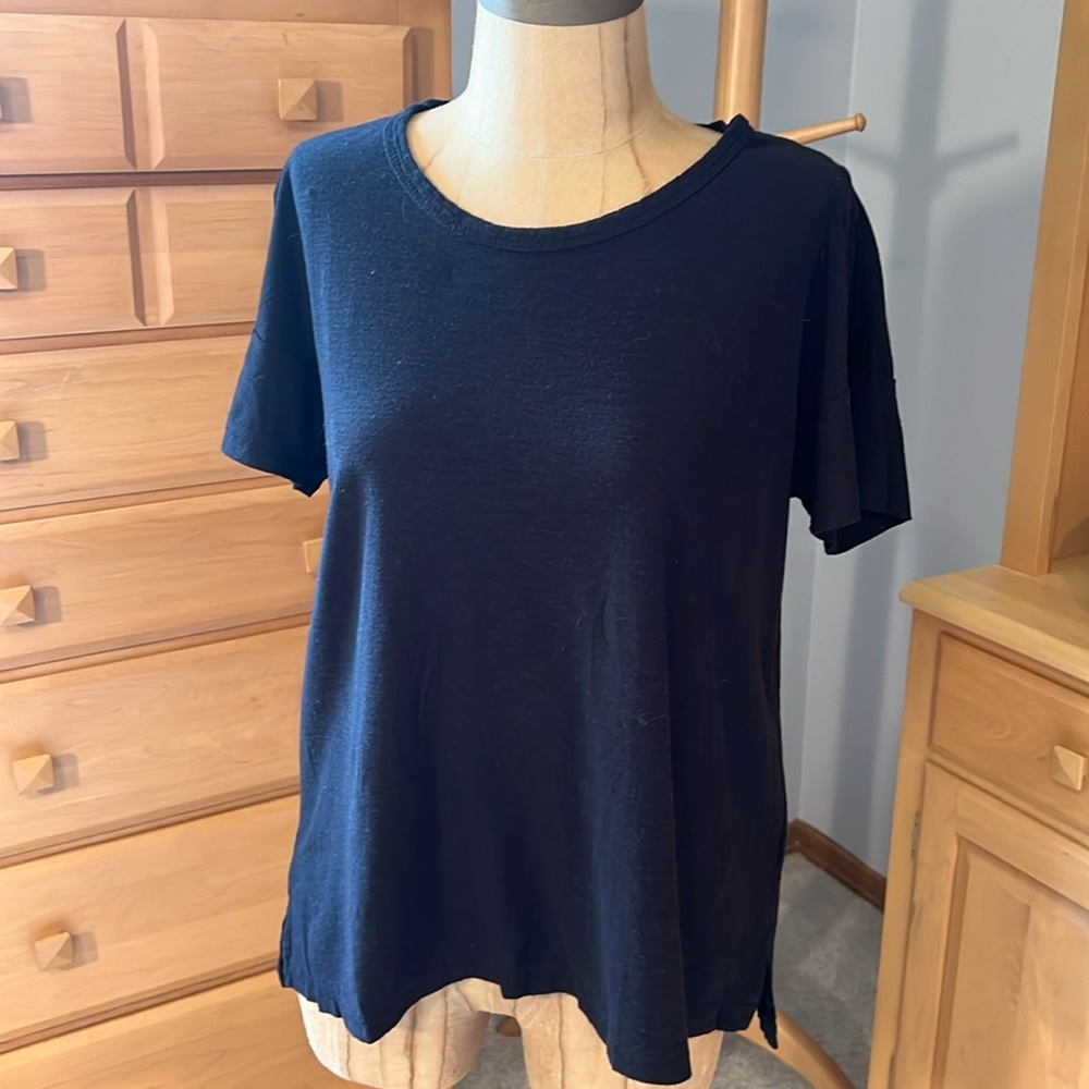 EUC James Perse size medium boxy black tee